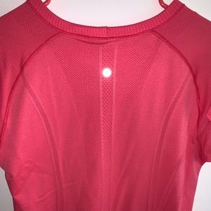 Swiftly Tech Short Sleeve Crew